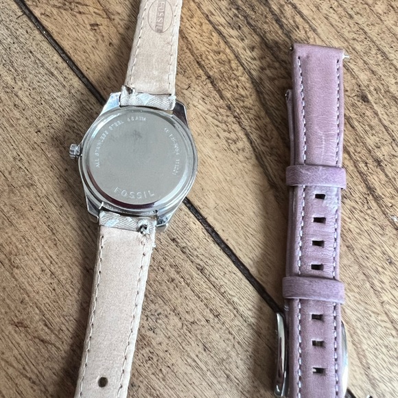 FOSSIL Women’s Interchangeable Watch- Stainless Steel Face with 2 Bands - Picture 6 of 8